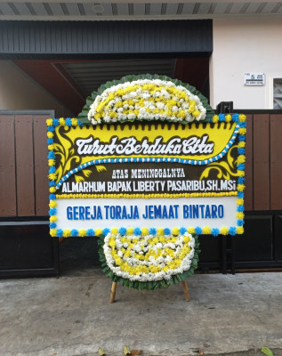Papan Bunga Duka di Utan