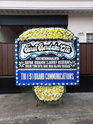 Papan Bunga Duka di Utan